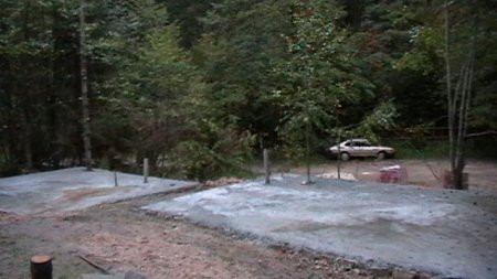 oba temelja pogled odozgo prema parkingu